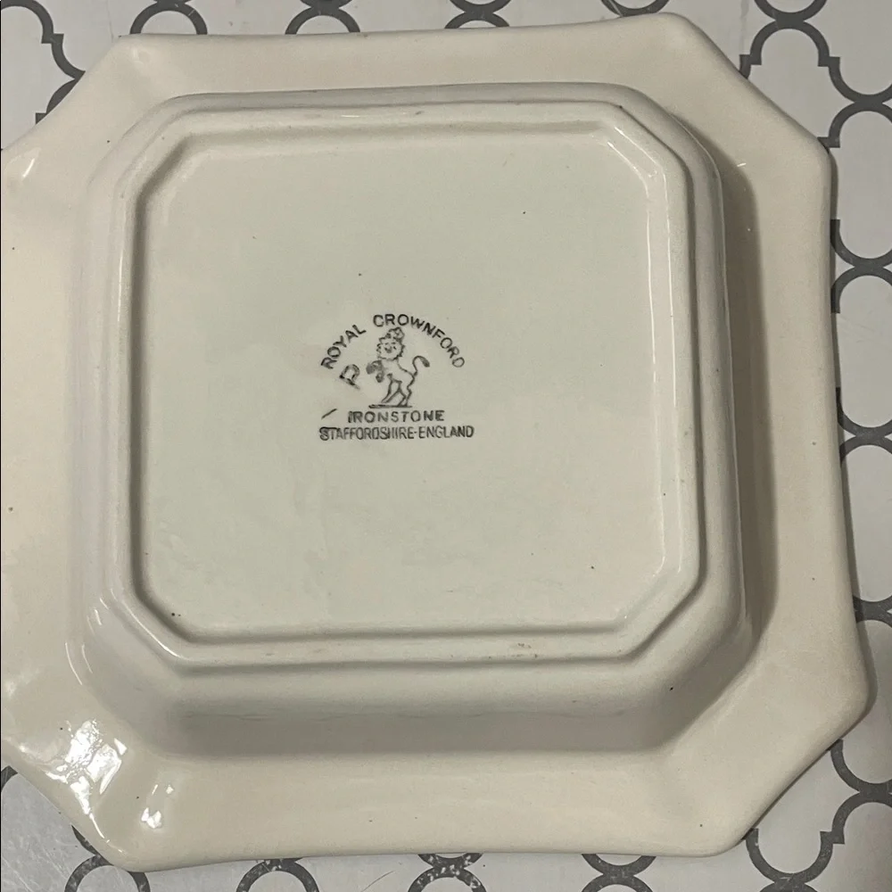 Vintage 8”x8” ROYAL CROWNFORD IRONSTONE, Floral Ceramic Dish in Cream and Pink - Picture 2 of 3